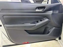 
										Nissan Altima (VI), 2022 full									