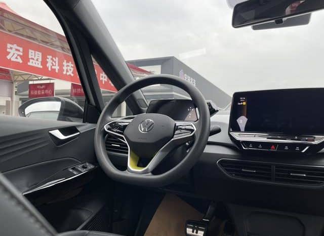 
								Volkswagen ID.3, 2023 full									