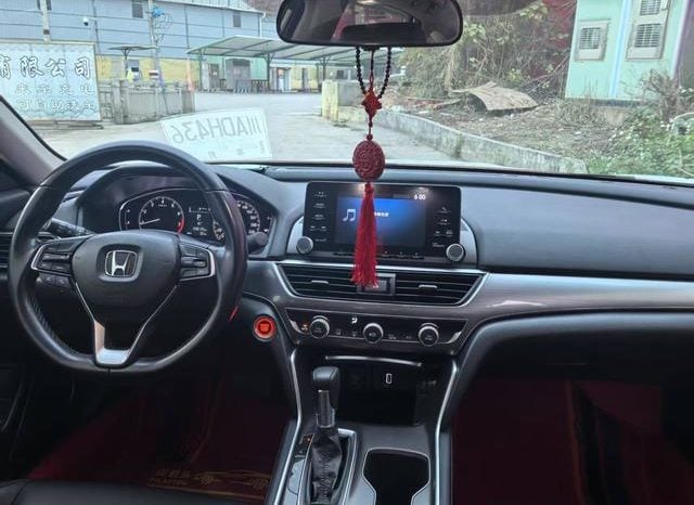 
								Honda Accord, 2020 full									