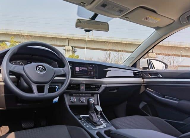 
								Volkswagen Bora, 2022 full									