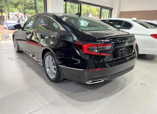 
								Honda Accord, 2021 full									