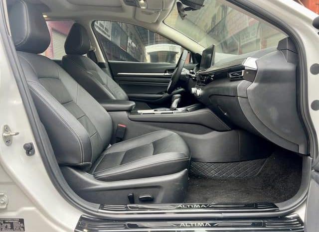 
								Nissan Altima (VI), 2024 full									