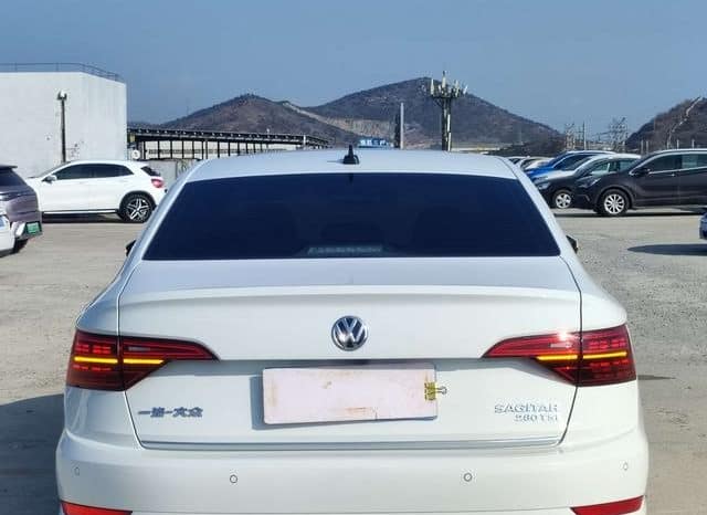 
								Volkswagen Jetta, 2022 full									