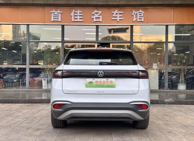 
								Volkswagen ID.4 X, 2023 full									