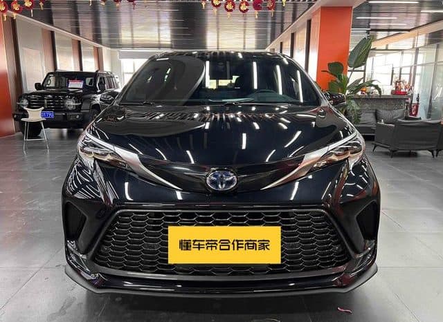 
								Toyota Granvia, 2023 full									