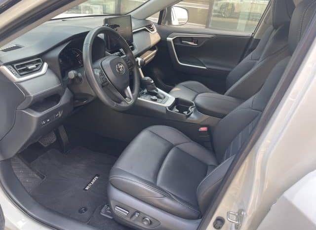
								Toyota Wildlander, 2021 full									