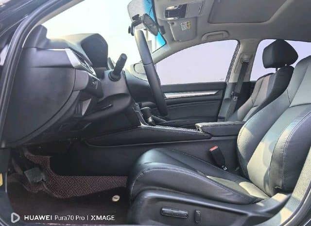 
								Honda Accord, 2022 full									
