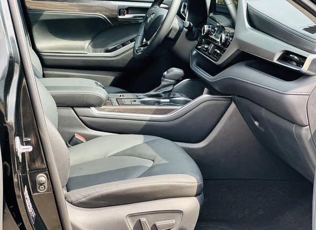 
								Toyota Highlander (III), 2022 full									