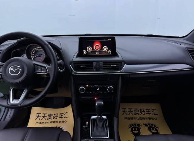 
								Mazda CX-4, 2021 full									