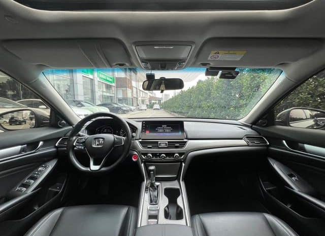 
								Honda Accord, 2022 full									