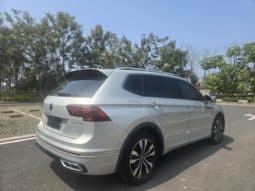 
										Volkswagen Tiguan L, 2021 full									