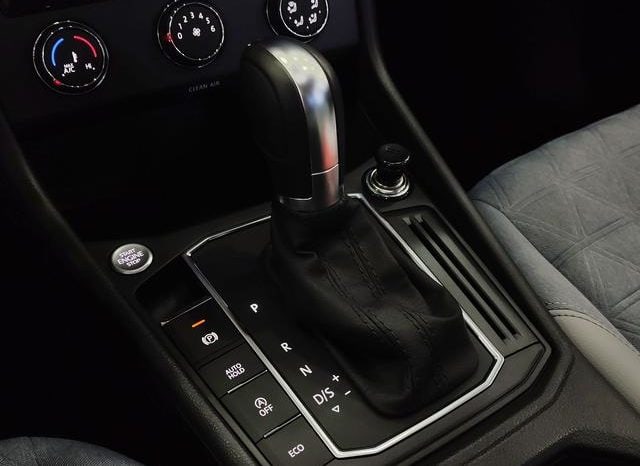 
								Volkswagen Golf 7 (Lavida), 2024 full									