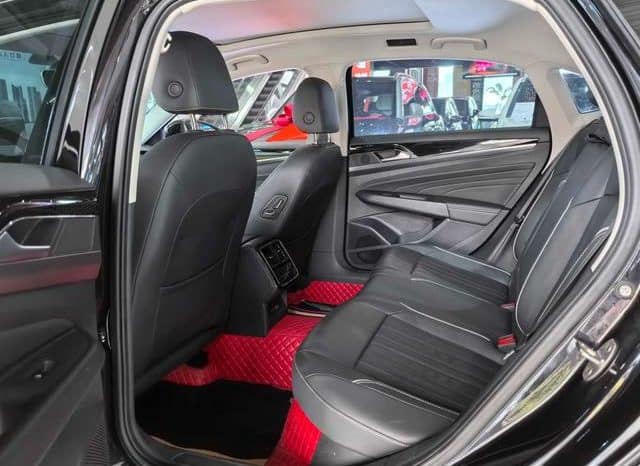 
								Volkswagen Passat, 2022 full									