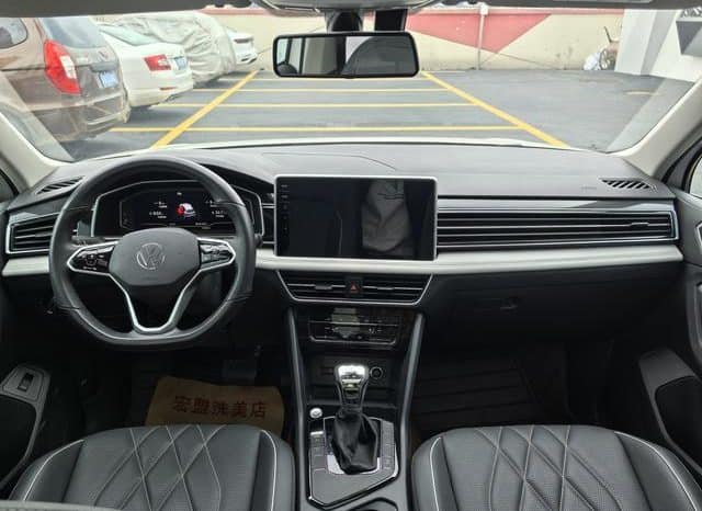
								Volkswagen Tiguan L, 2021 full									