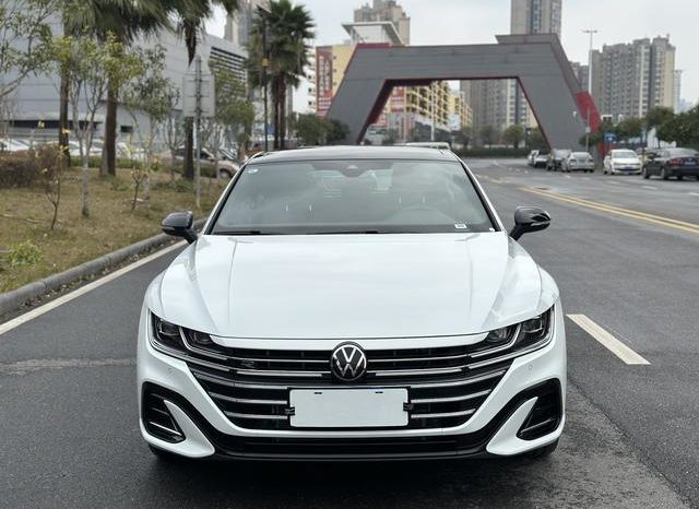 
								Volkswagen Passat CC, 2025 full									