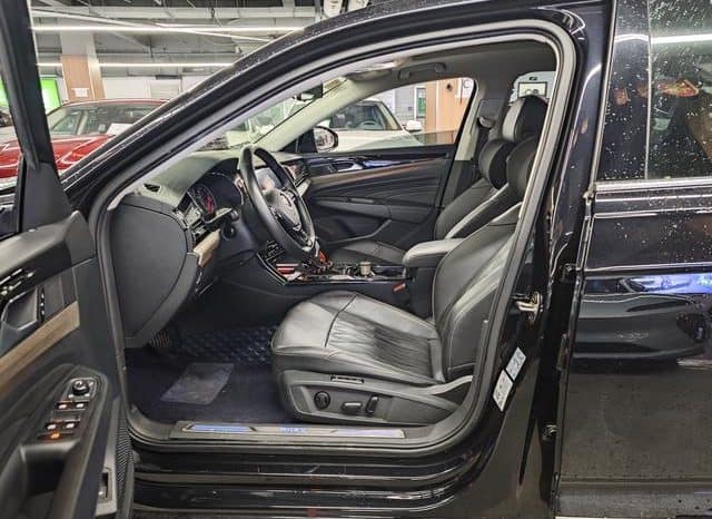 
								Volkswagen Passat Hybrid, 2021 full									