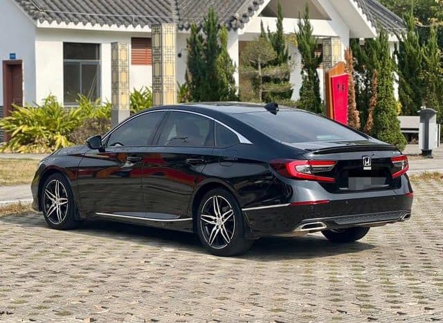 
								Honda Accord, 2023 full									
