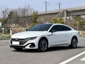 Volkswagen Passat CC, 2023