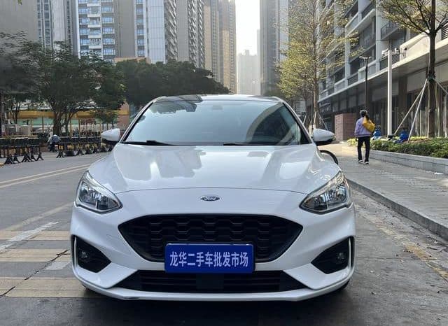 
								Ford Focus, 2020 full									