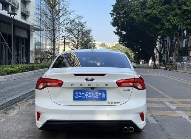 
								Ford Focus, 2020 full									