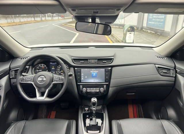 
								Nissan X-Trail (III), 2021 full									