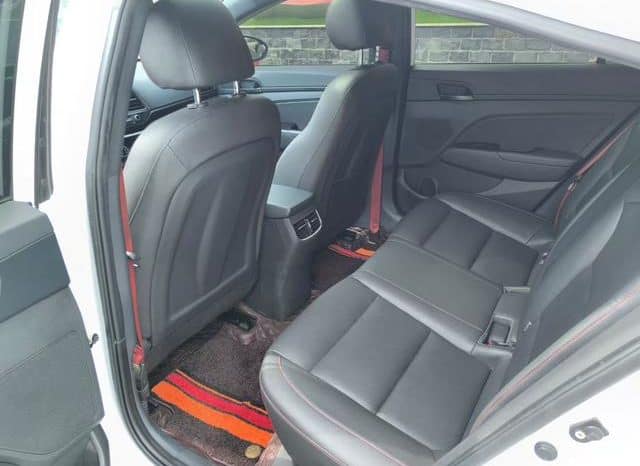 
								Hyundai Elantra (VI), 2020 full									