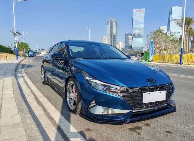 
								Hyundai Elantra (VII), 2021 full									