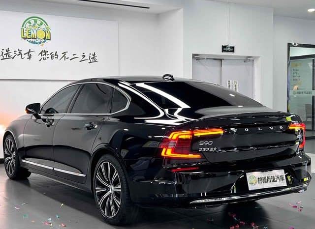 
								Volvo S90, 2022 full									