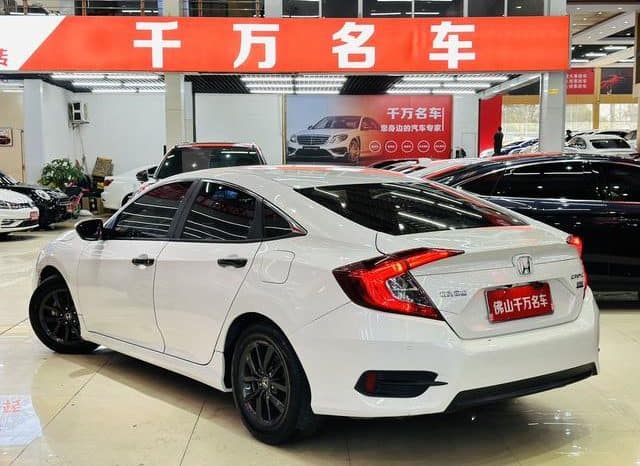
								Honda Civic, 2020 full									