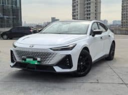 67d2acae5101a Changan UNI-V Smart, 2023