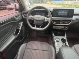 
										Ford Focus, 2022 full									