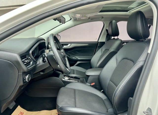 
								Ford Focus, 2020 full									