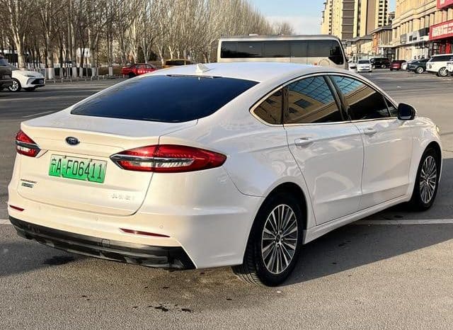 
								Ford Mondeo PHEV, 2020 full									