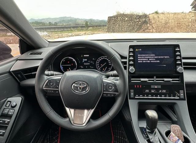 
								Toyota Avalon, 2022 full									