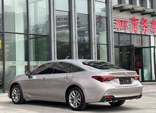 
								Toyota Avalon, 2021 full									