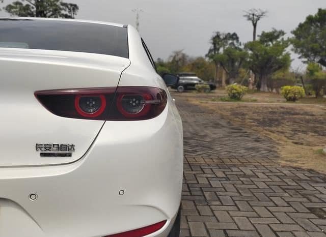 
								Mazda 3 (IV), 2023 full									