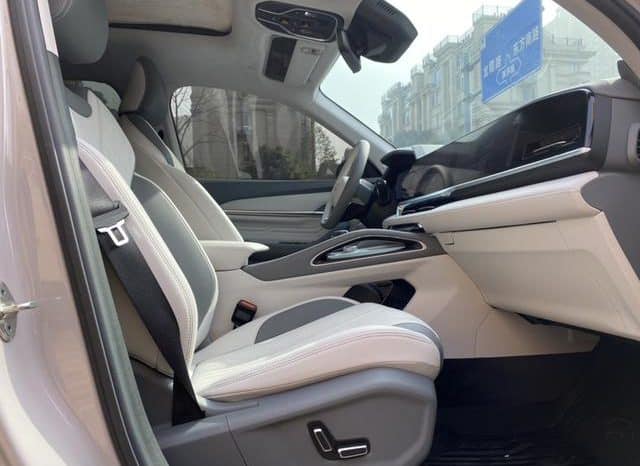 
								Geely Monjaro Hi-F, 2024 full									
