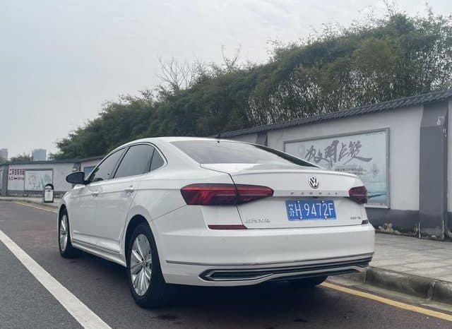 
								Volkswagen Passat, 2020 full									