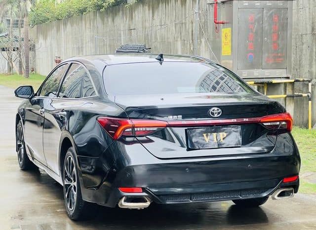 
								Toyota Avalon, 2022 full									