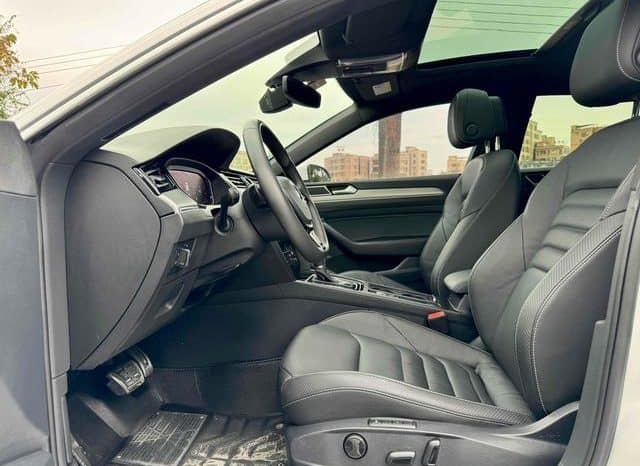 
								Volkswagen Passat CC, 2020 full									