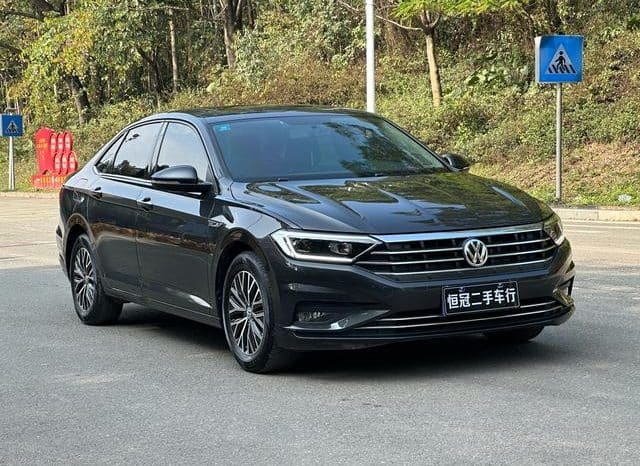 
								Volkswagen Jetta, 2020 full									