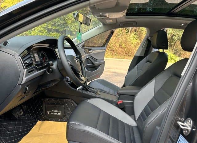 
								Volkswagen Jetta, 2020 full									