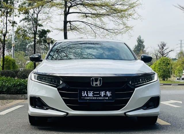 
								Honda Accord, 2022 full									