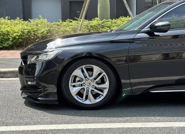
								Honda Accord, 2021 full									