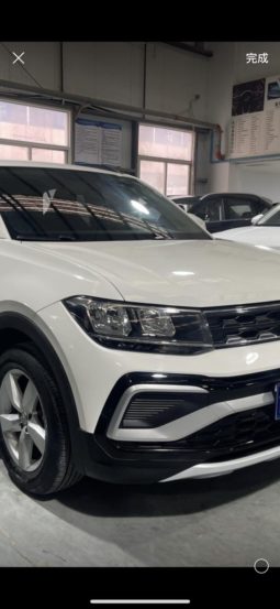 
										Volkswagen T-Cross, 2020 full									