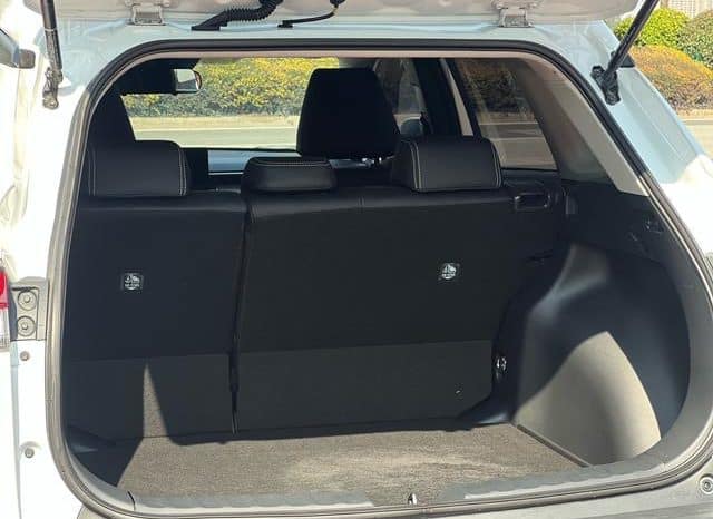 
								Toyota Corolla Cross, 2024 full									