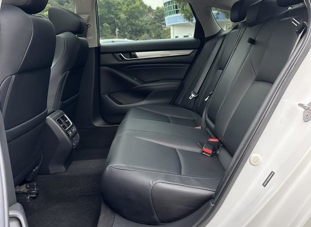 
								Honda Accord, 2021 full									
