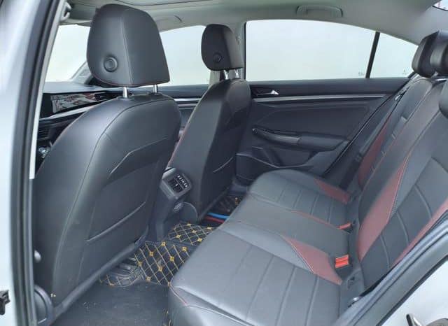 
								Volkswagen Bora, 2021 full									