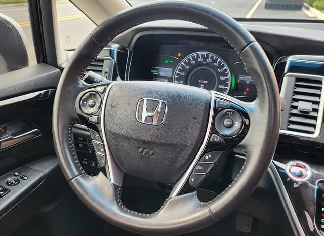 
								Honda Elysion, 2022 full									