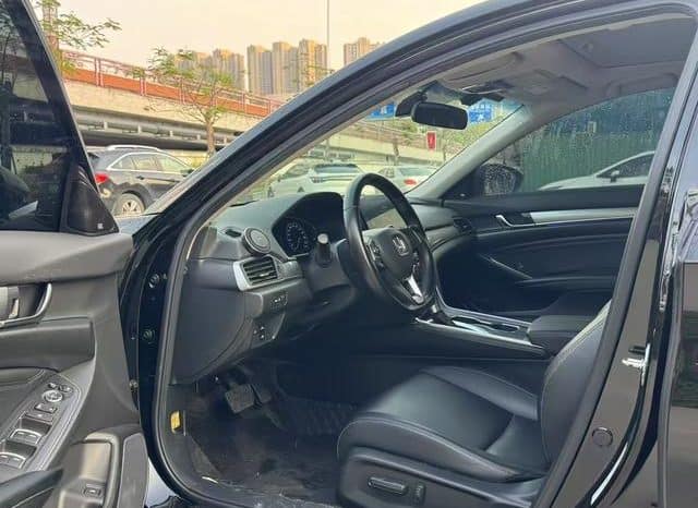 
								Honda Accord, 2021 full									